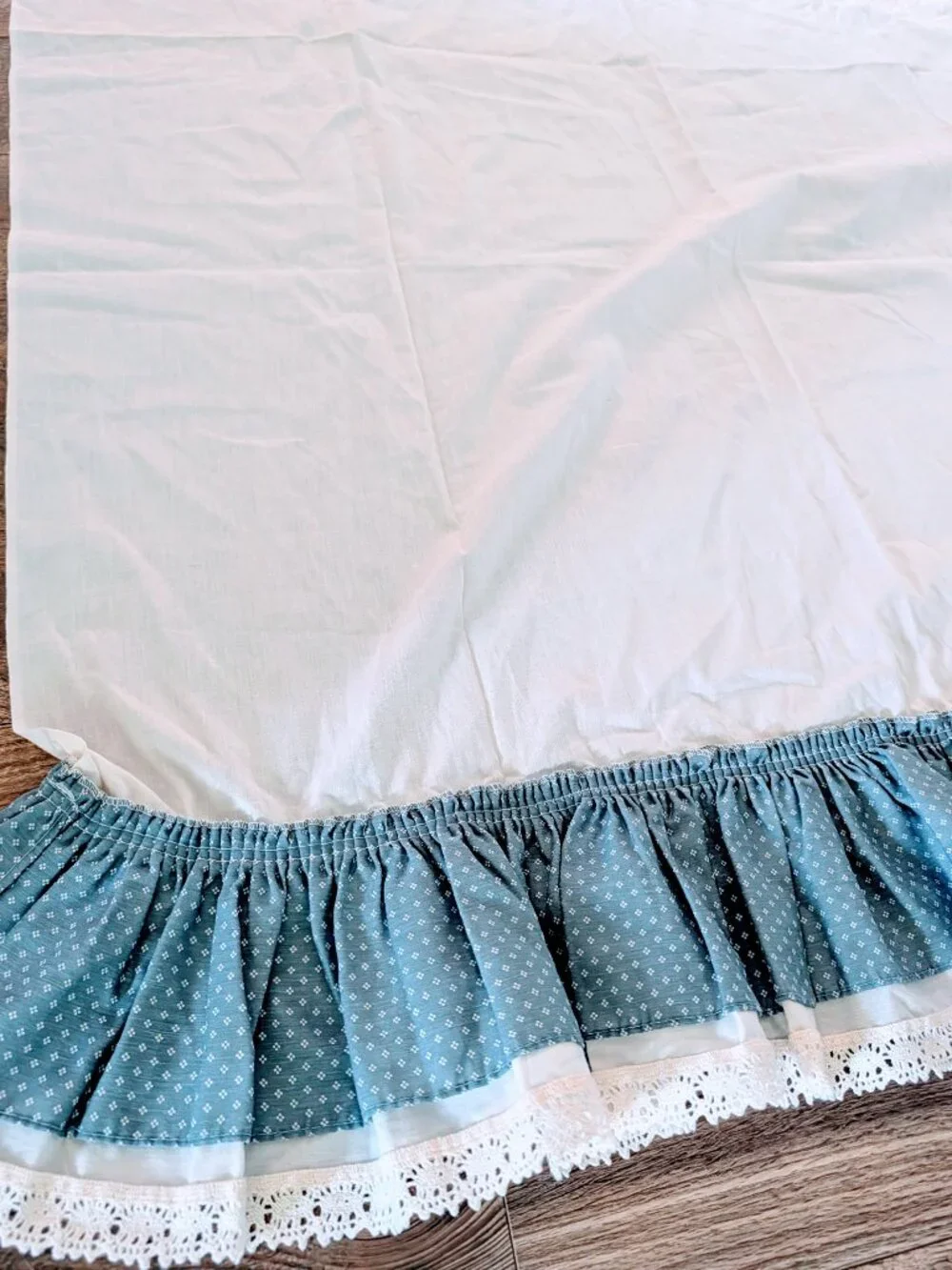 VTG 80s Blue Floral Cottagecore Curtain Panel Cotton Linen Ruffle Farmhouse